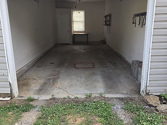 4th image of 2103B Easley Hwy
