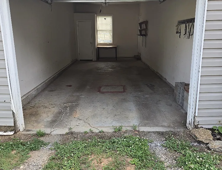 2103B Easley Hwy — Photo 4