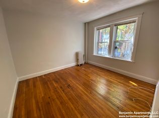 134 Smith St #1, Roxbury Crossing, MA 02120