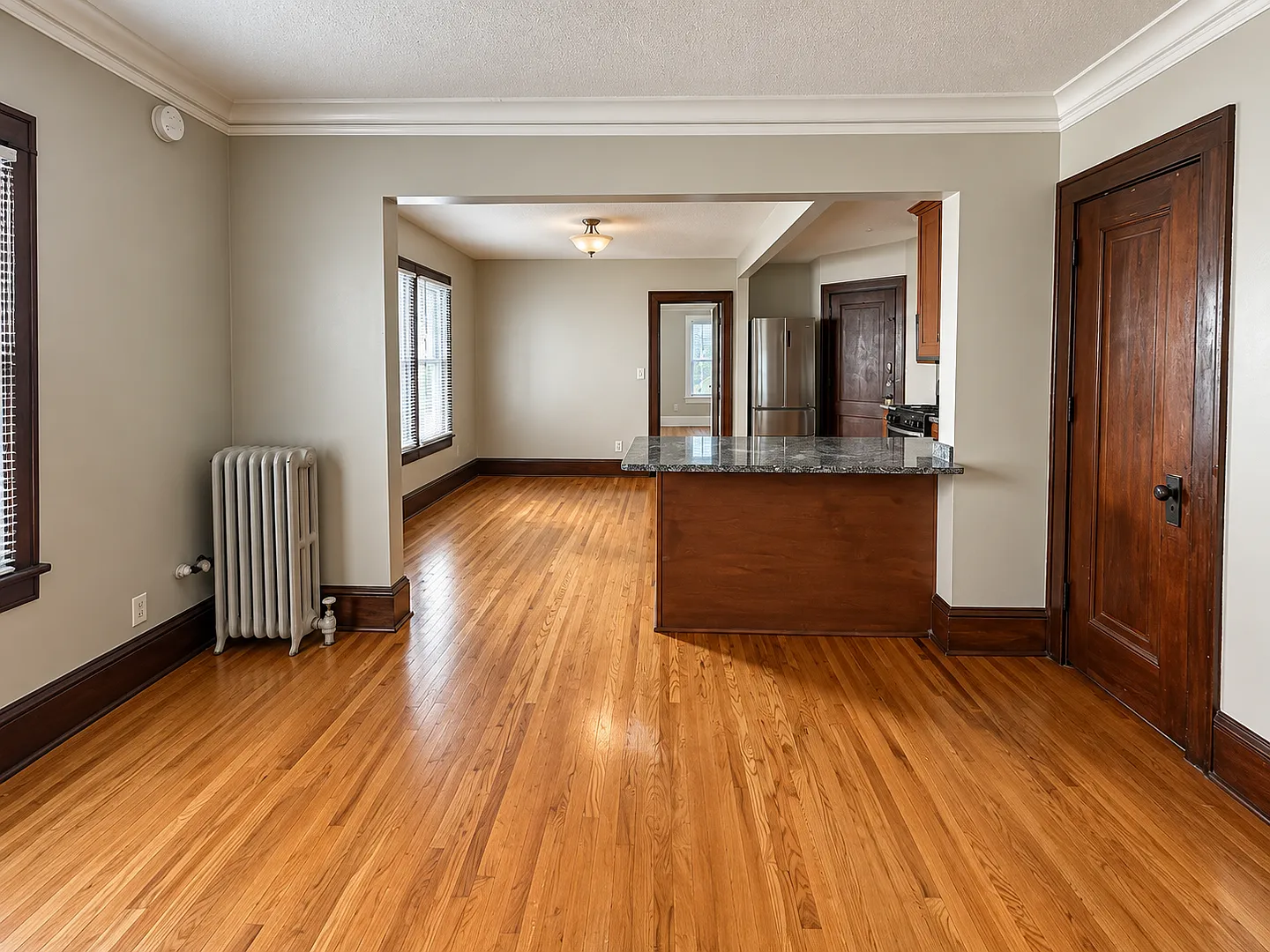 412 Pierce — Photo 4