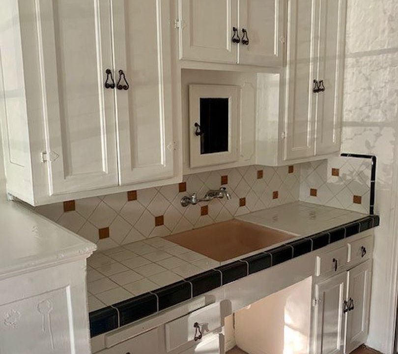 1st image of 128 S Camden Dr #202