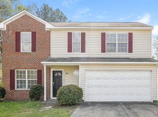 3817 Watkins Ridge Ct, Raleigh, NC 27616