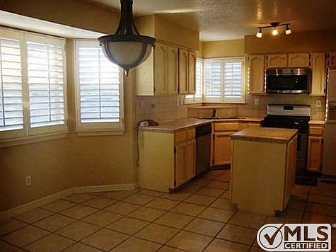 4th image of 1461 Ben Proctor Dr