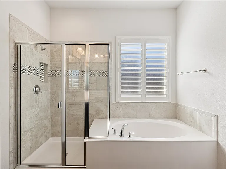 5805 Canyon Oaks Ln — Photo 10