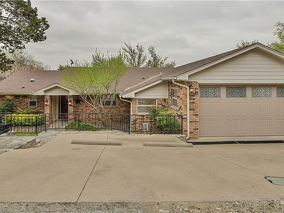 4th image of 4311 Resort Dr