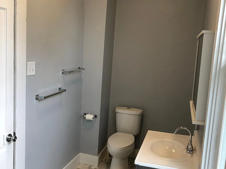 1406 E Kelly St — Photo 5