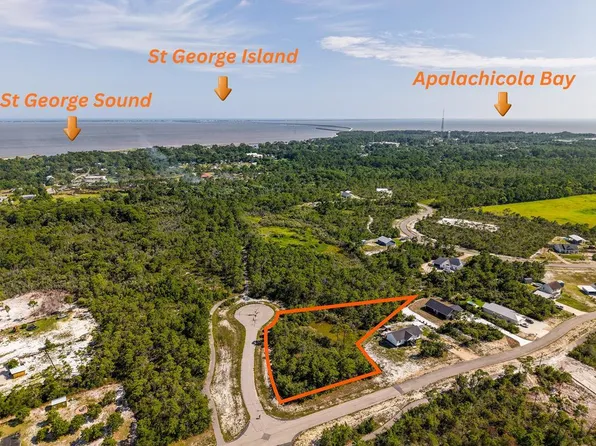 303 Hibiscus Ln, Eastpoint, FL 32328