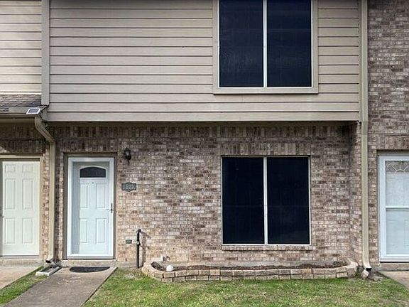 5th image of 1029 Birnham Woods Blvd