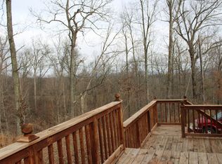 107 McKenney Ln, Sturgis, KY 42459