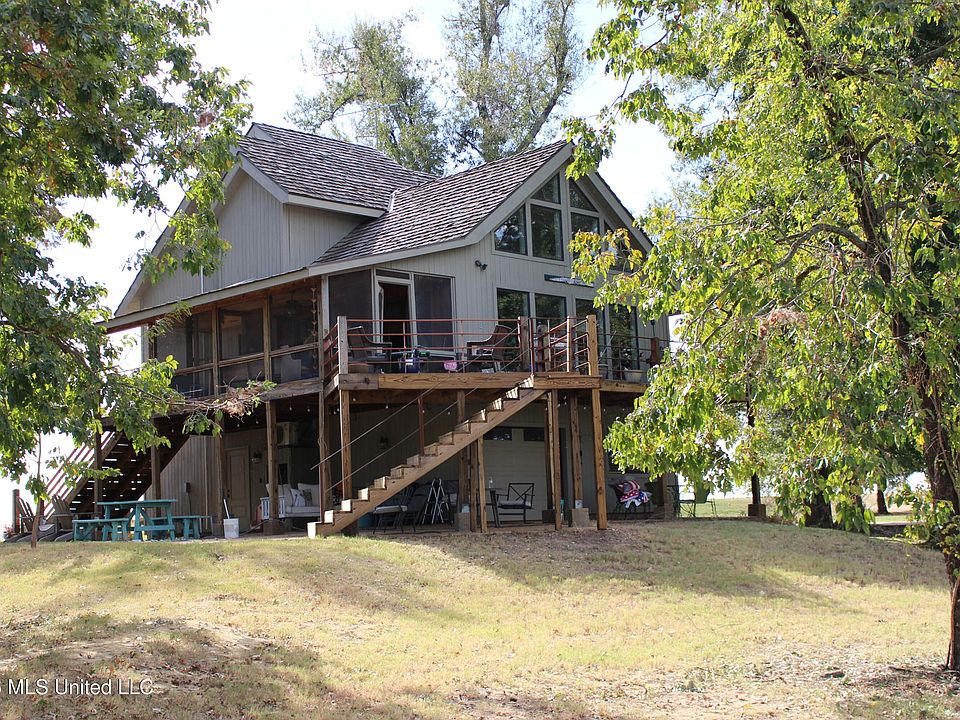 1st image of 3141 Deerfield Rd