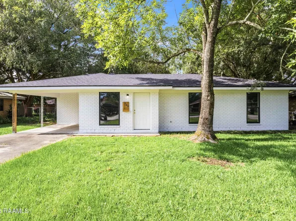 129 Lindsey Cir, Carencro, LA 70520