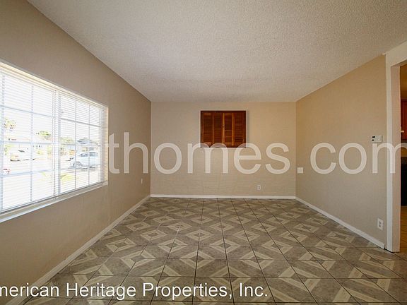 4th image of 8725 Covina Cir