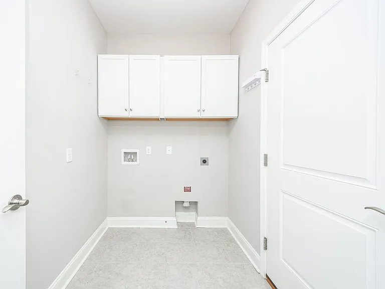 177 Hayworth Rd — Photo 8