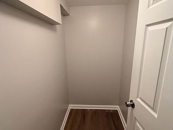 4th image of 12720 Feldon St Unit 2