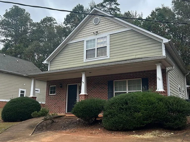 1585 Cedar Shoals Dr — Photo 12