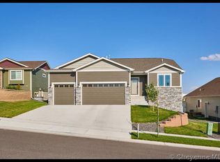 5233 Boulder Ct, Cheyenne, WY 82009