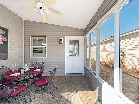 2nd image of 2405 Kingstree Pl