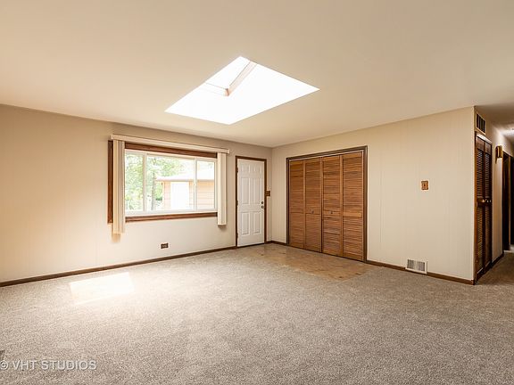 2nd image of 8730 Sherwood Dr