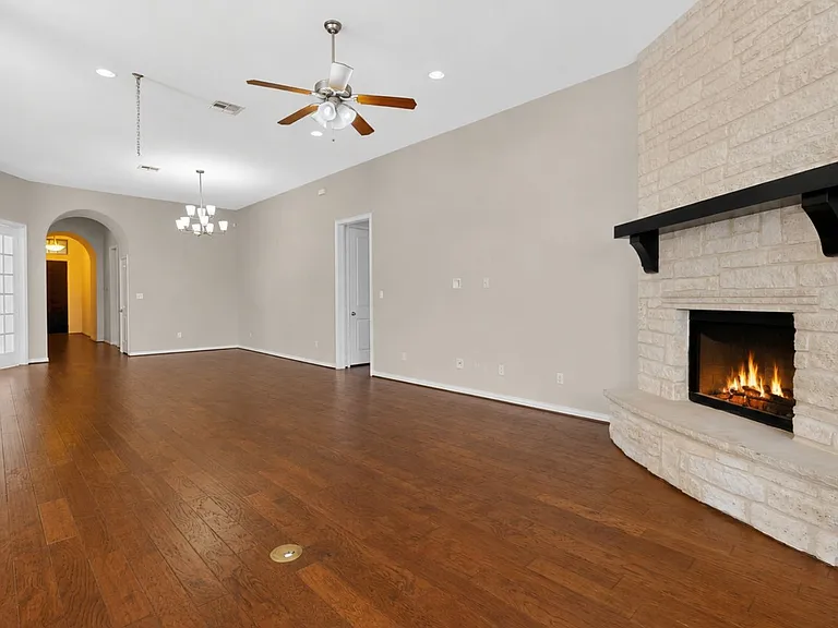 536 Caddo Lake Dr — Photo 6