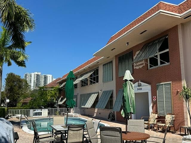 1st image of 2400 NE 33rd Avenue #108