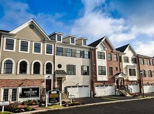 30 Parkview Cir, Wayne, PA 19087