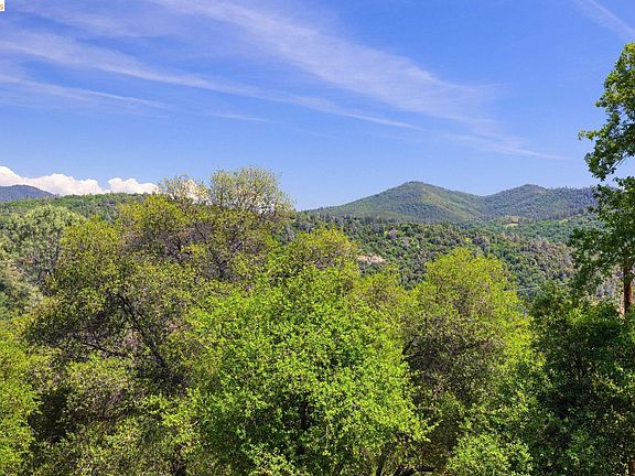 5th image of 19387 Mira Monte Rd