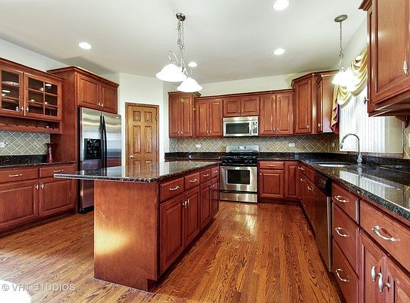 4th image of 9741 S Merton Ave