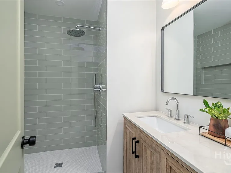 32 Dame Kathryn Dr — Photo 12