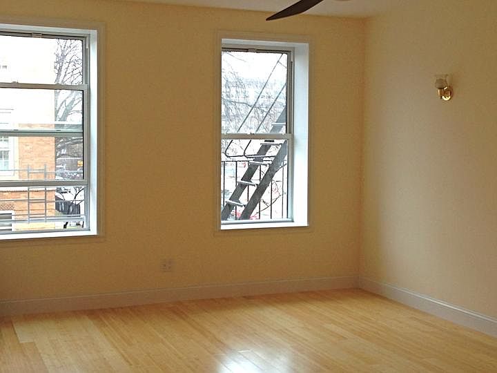 1st image of 80 Woodruff Ave APT 5A