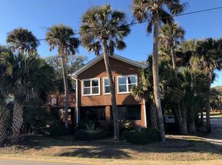 520 E Arctic Ave, Folly Beach, SC 29439