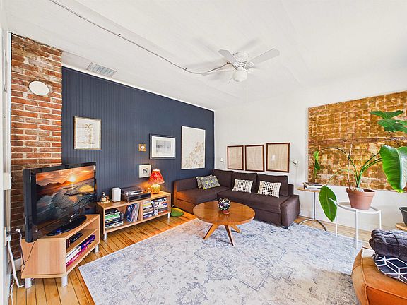 4th image of 37 Robinson Avenue