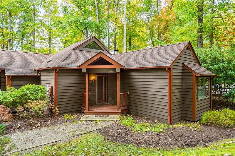 601 The Maples Nemacolin, Farmington, PA 15437 Zillow