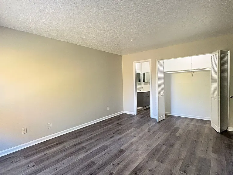 7420 Rockleigh Ave #A — Photo 55