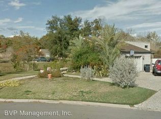 1821 Nueces Dr, College Station, TX 77840