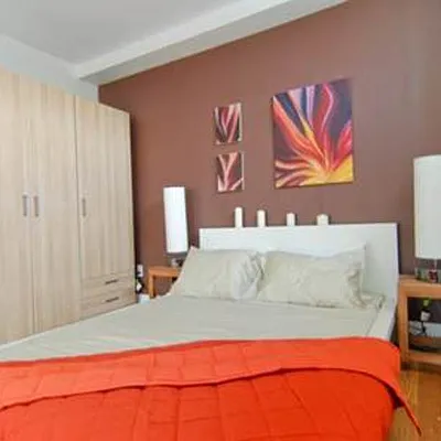 Rented by Nooklyn NYC LLC | media 22