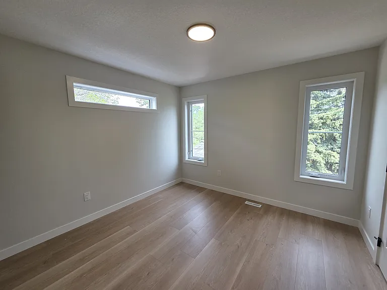 6203 109a St NW #2 — Photo 7