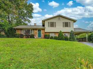 5515 Galloway Cir, Roanoke, VA 24018