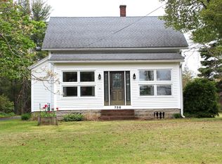 756 Vernon St, Manchester, CT 06042