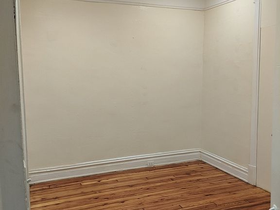 4th image of 619 46th St #1