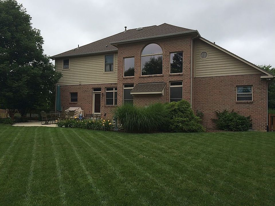 1st image of 622 Primrose Ln