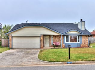 605 Conestoga Dr, Yukon, OK 73099