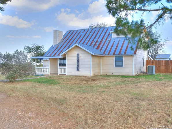 16690 SOMERSET RD, Von Ormy, TX 78073