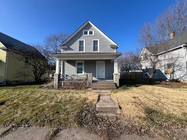 2317 19th St, Moline, IL 61265