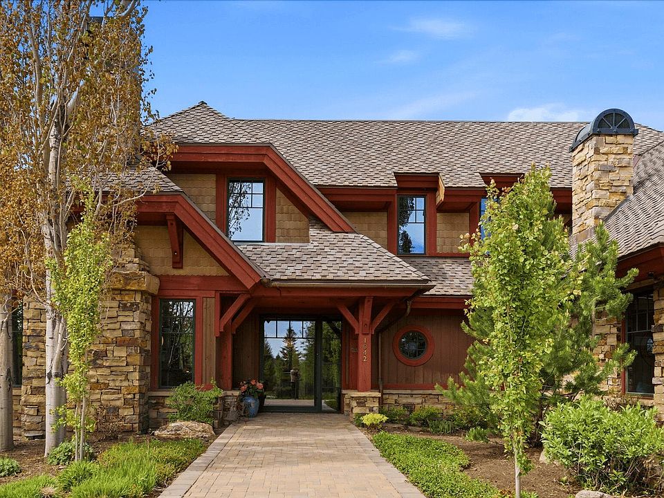 1st image of 1042 Quarry Mountain Ln