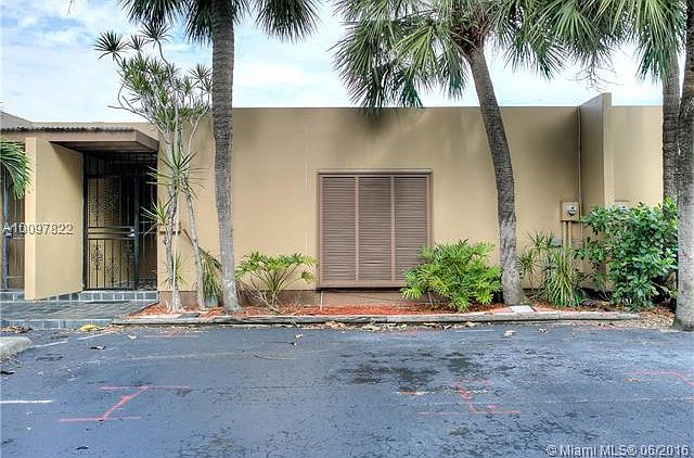 1st image of 16114 Kilmarnock Dr #16114