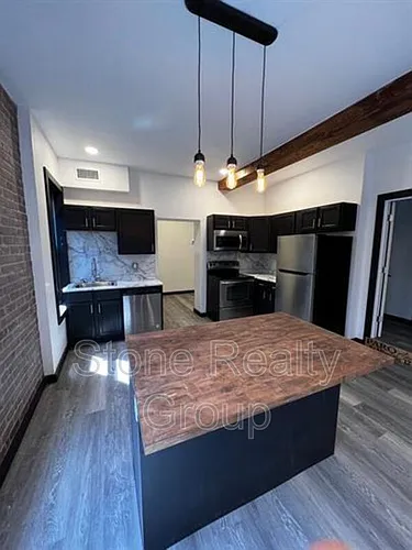 2170 N 13th St #203 Photo 1