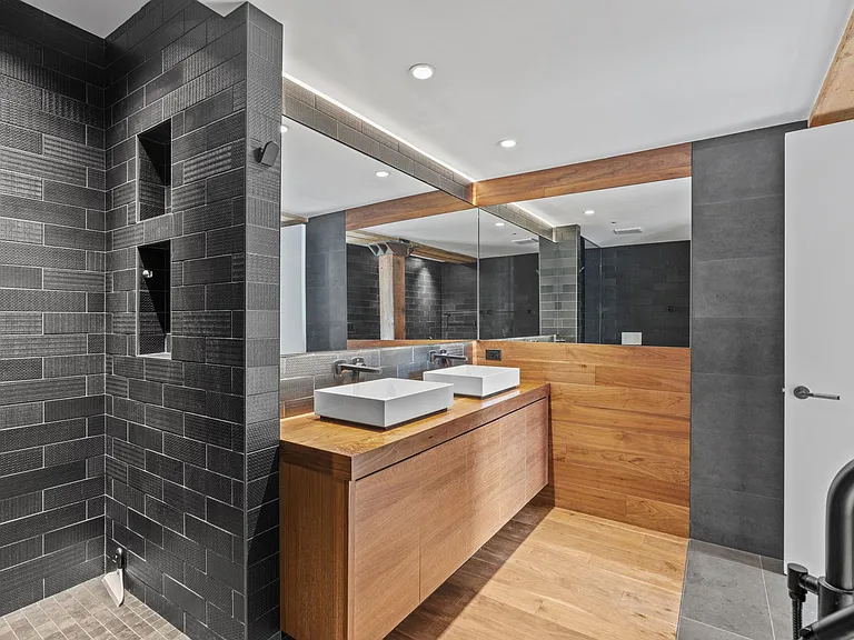 404 Washington Ave N #506 — Photo 46