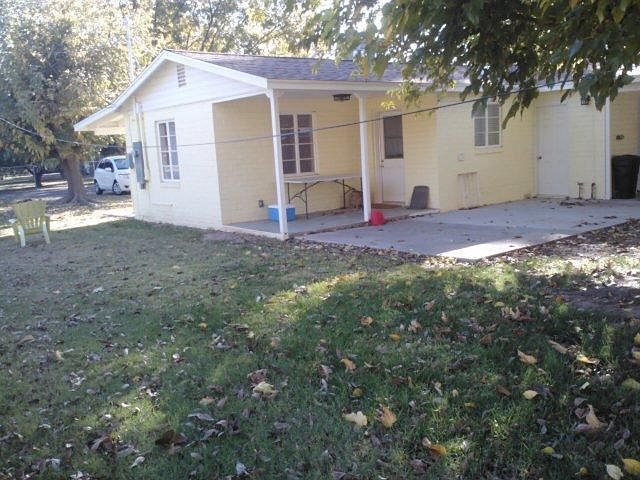 1st image of 1419 1/2 S College Ave