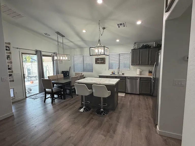 1360 W Belmont Red Trl — Photo 5
