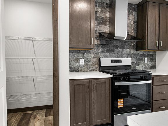 5th image of 108 Eagle Dr